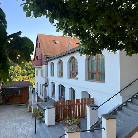 Restaurace A Penzion U Svate Barbory Usti nad Labem Ngoại thất bức ảnh